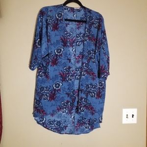 - Lularoe kimono part of 3 for 25 sale